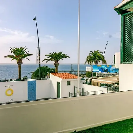 Boutique Of The Sea Apartment *